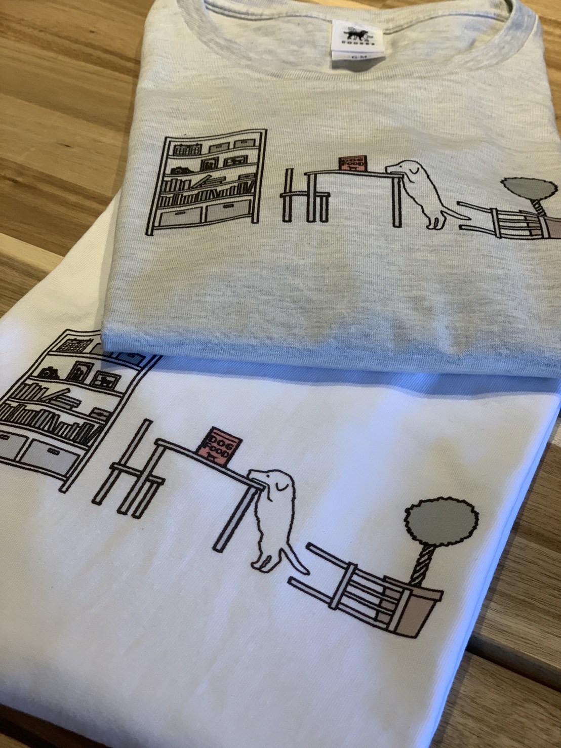 DOG FOOD Tシャツ